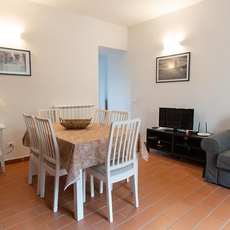 Borgo Gatteraia Aparthotel Volterra Bagian luar foto
