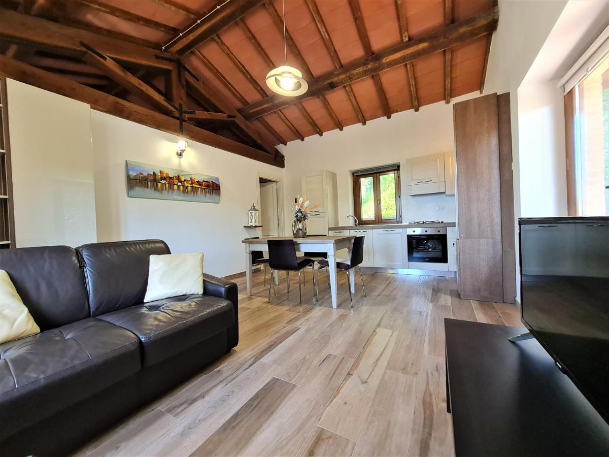 Borgo Gatteraia Aparthotel Volterra Bagian luar foto