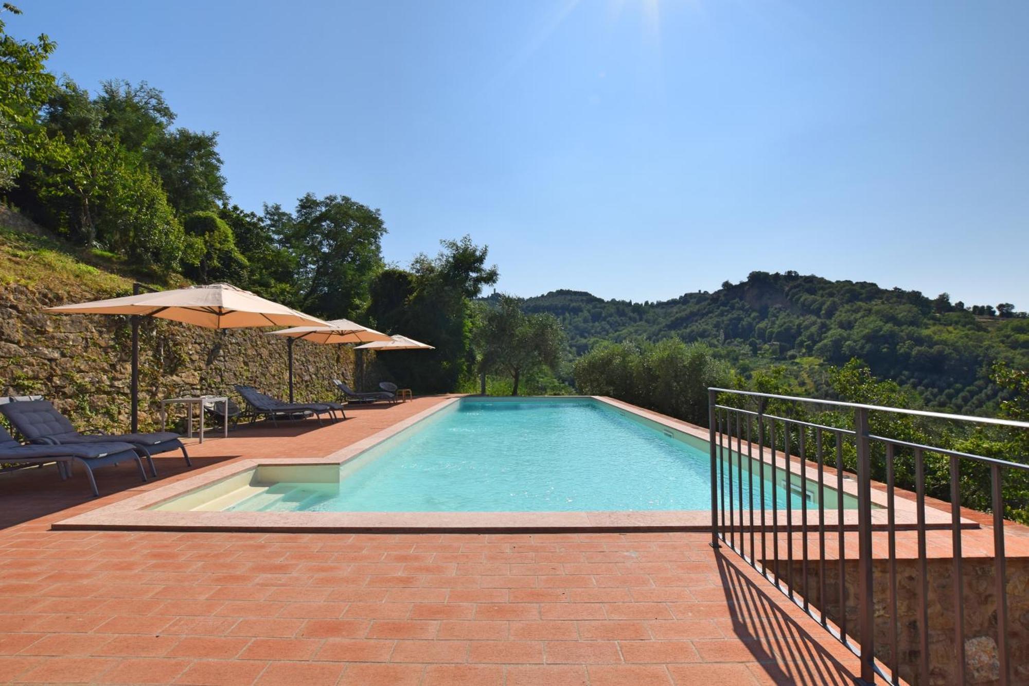 Borgo Gatteraia Aparthotel Volterra Bagian luar foto