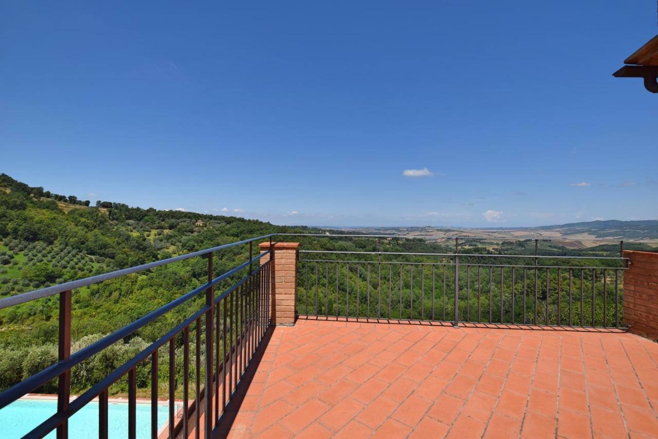 Borgo Gatteraia Aparthotel Volterra Bagian luar foto