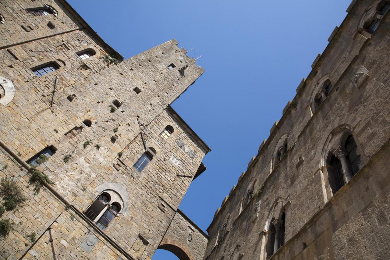 Borgo Gatteraia Aparthotel Volterra Bagian luar foto