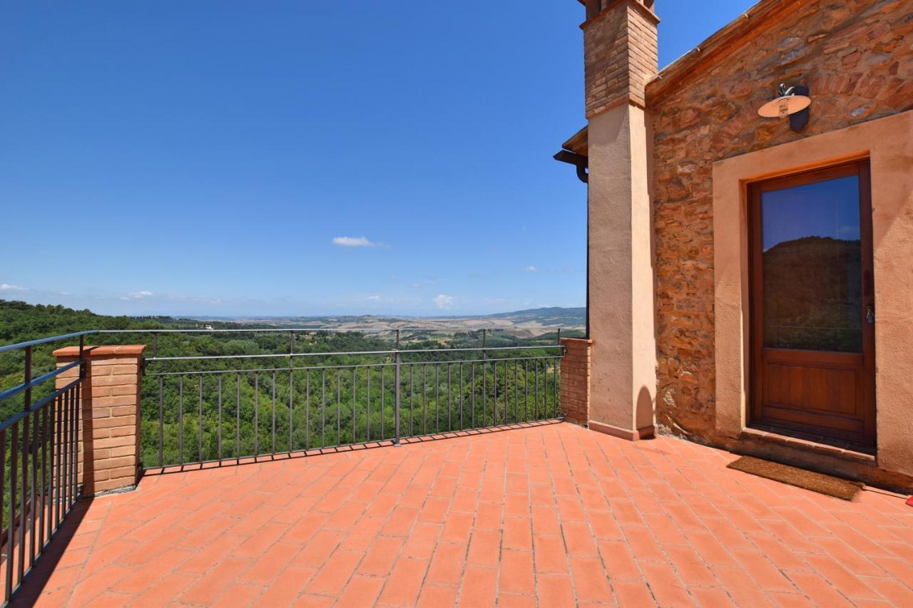 Borgo Gatteraia Aparthotel Volterra Bagian luar foto