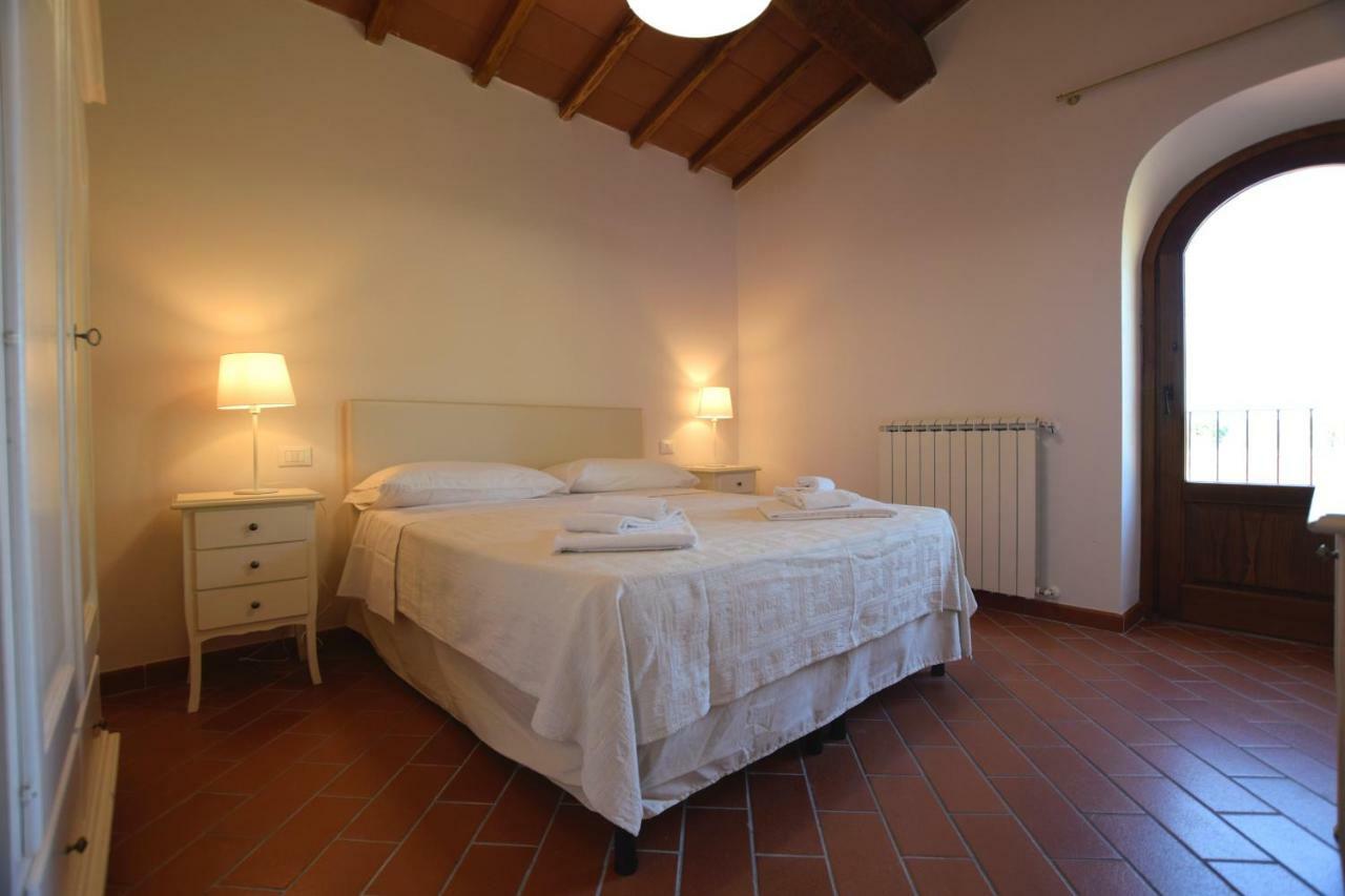 Borgo Gatteraia Aparthotel Volterra Bagian luar foto